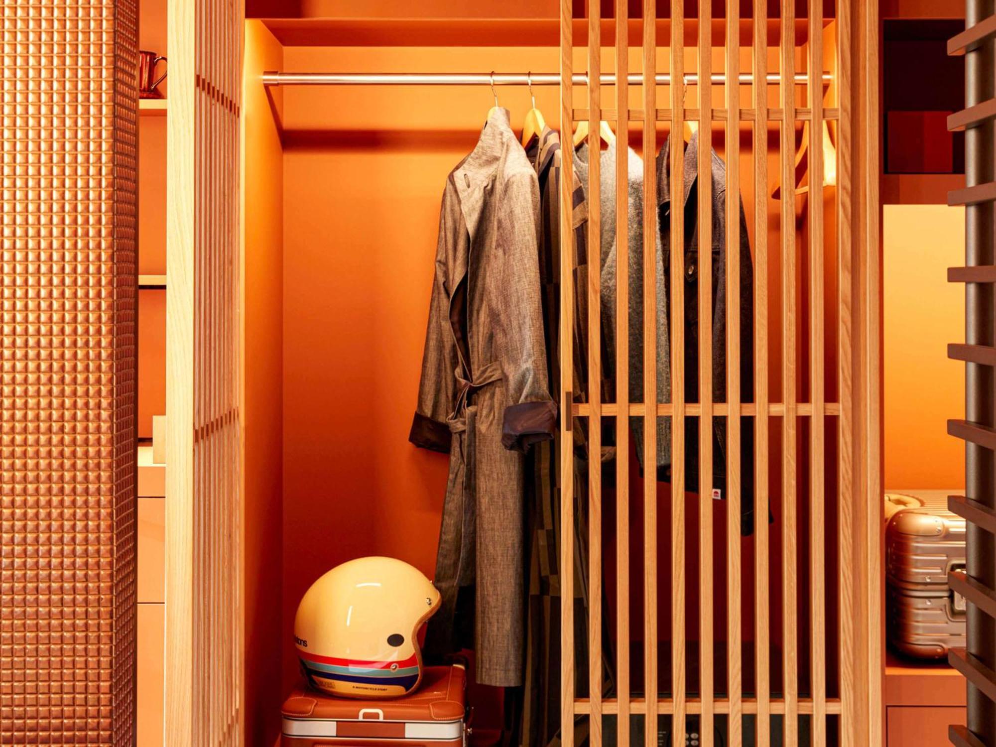 So/ Paris Hotel Luaran gambar A wardrobe